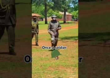 MUSEVENI NABAJEPE BAMURINDA | President of Uganda with his bodyguards #uganda #kampala #military