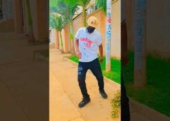 AT MY DOOR UGANDAN MUSIC DANCE DC BY ME #dance #kingdarius56