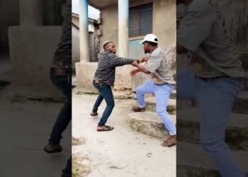 Sema kimeumana😂😂😂 #comedy #africa #tanzania #kenya #naigeria #uganda #kongo #Rwanda