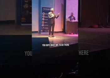 This Guy Again!😂 Uganda wants to swap presidents. #standupcomedy #comedy #uganda #kenya