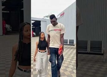 The Humanity of Being Tall 😂 #funnyvideos #africa #goodvides #love #uganda
