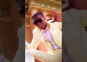 Jose Chameleon 😂😂😂 #josechameleone #uganda #ugandanmusic #funny #comedy #funnycomedy