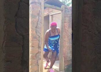 Her mission became possible😂