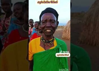 Do this as a woman #fypシ゚ #short #uganda