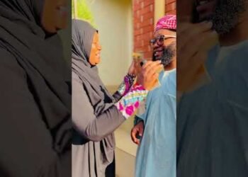 Never trust women!!! #comedy #hayat #funny #humour #diy #ramadan #uganda