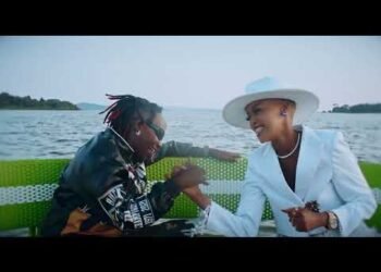 Nina Roz & Feffe Bussi –  Omugongo ( Official Video )
